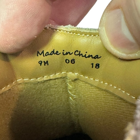 Jack Rogers Women's Liddy Stone Suede Scallop Chelsea Ankle Waterproof Bootie 9 - Picture 6 of 7